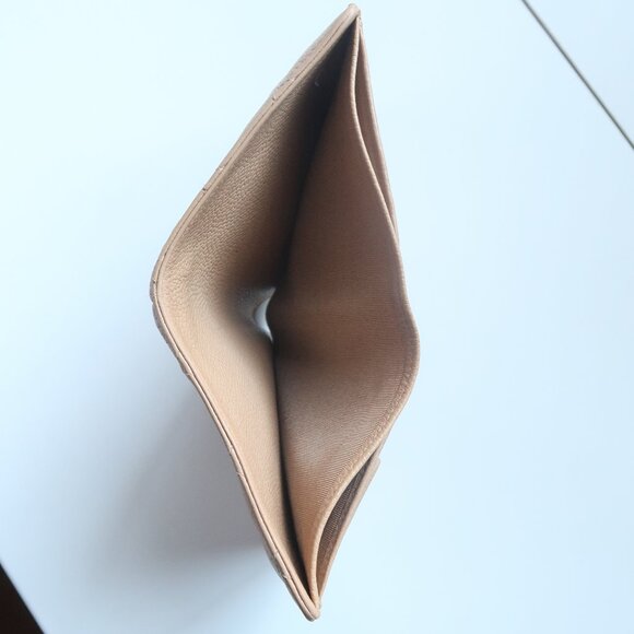 Chanel Classic Quilted Caviar Leather Bifold Wallet Beige with Silver CC Logo - Picture 6 of 14